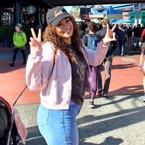 Meet your Posher, Melissa